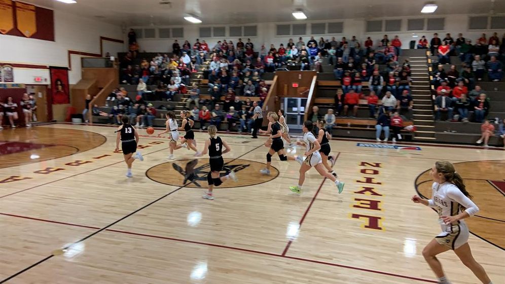 Kimball and Leyton split the basketball doubleheader Friday night in Dalton. Photo by Elic Chisam.