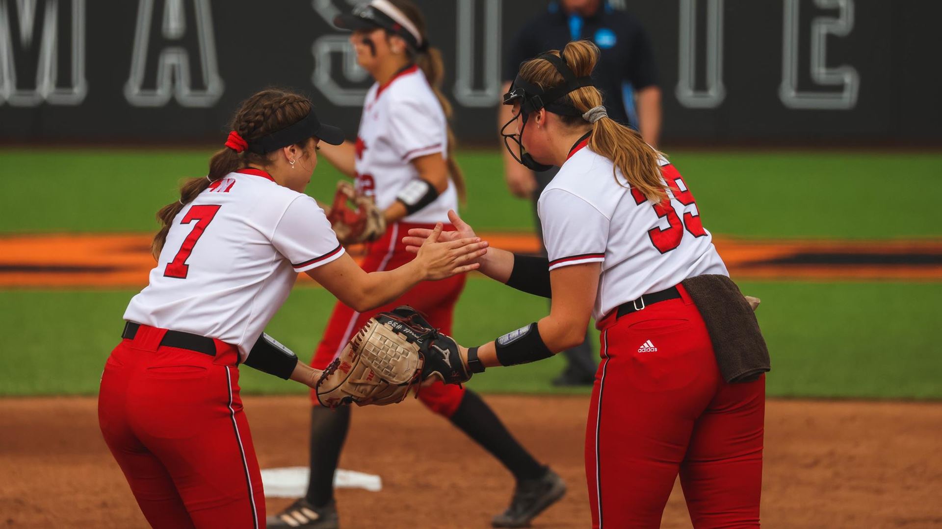 Huskers Shut Out Mean Green in Game One of NCAA Regionals - Vimarsana News