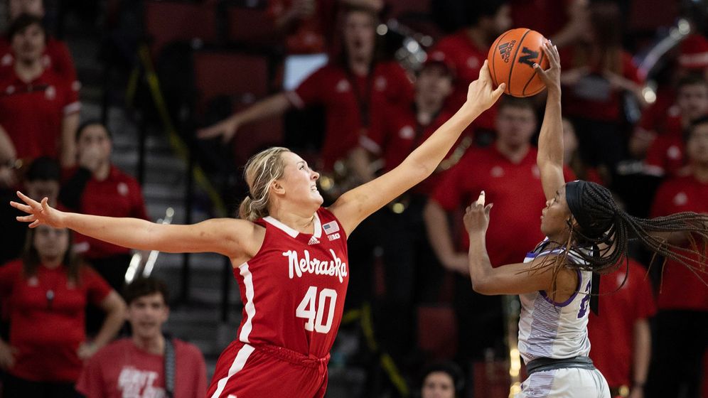 Alexis Markowski finished with 24 points, 18 rebounds, three blocks and three steals.