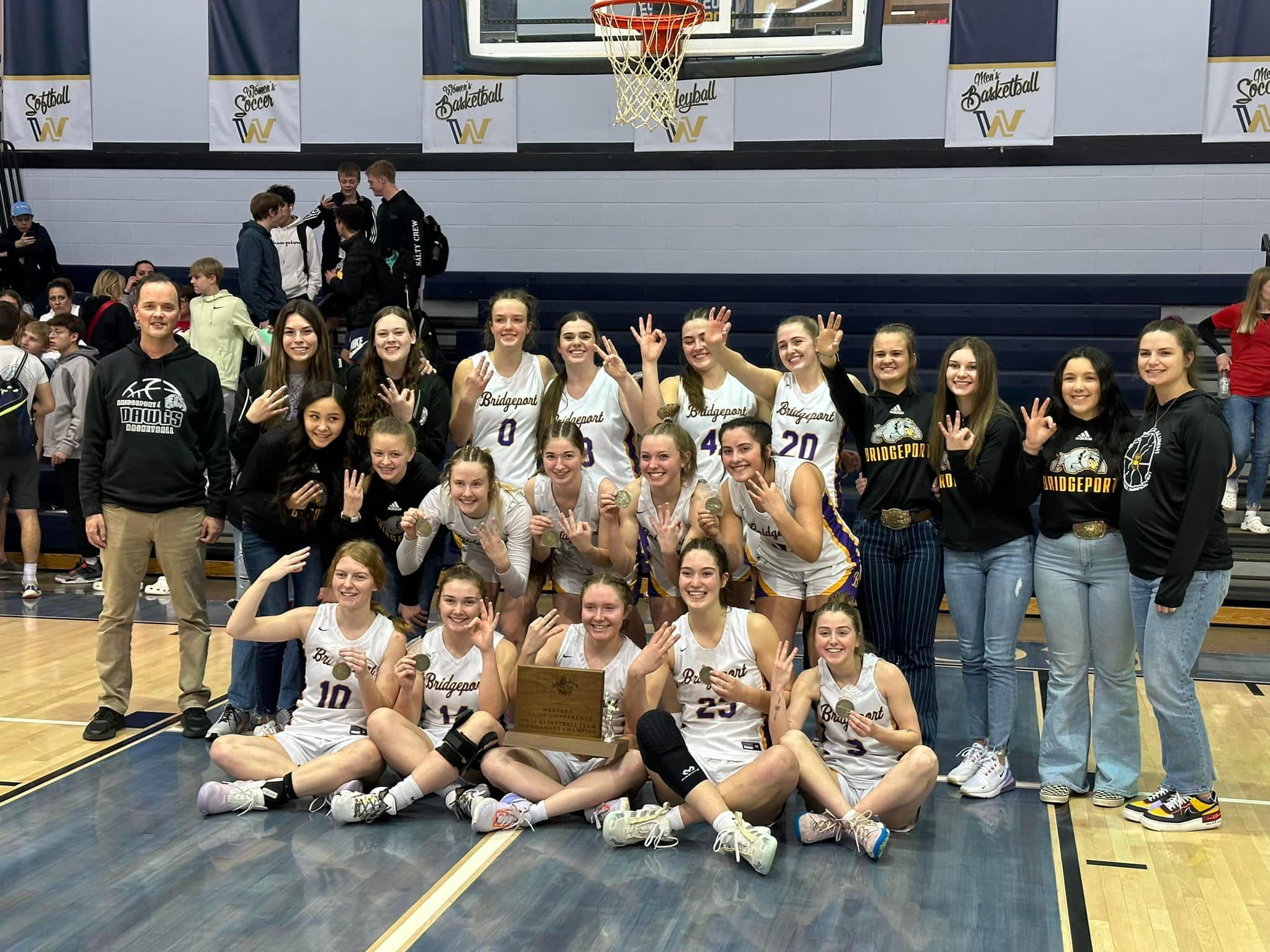 Bridgeport earns thirdstraight Western Trails Conference title