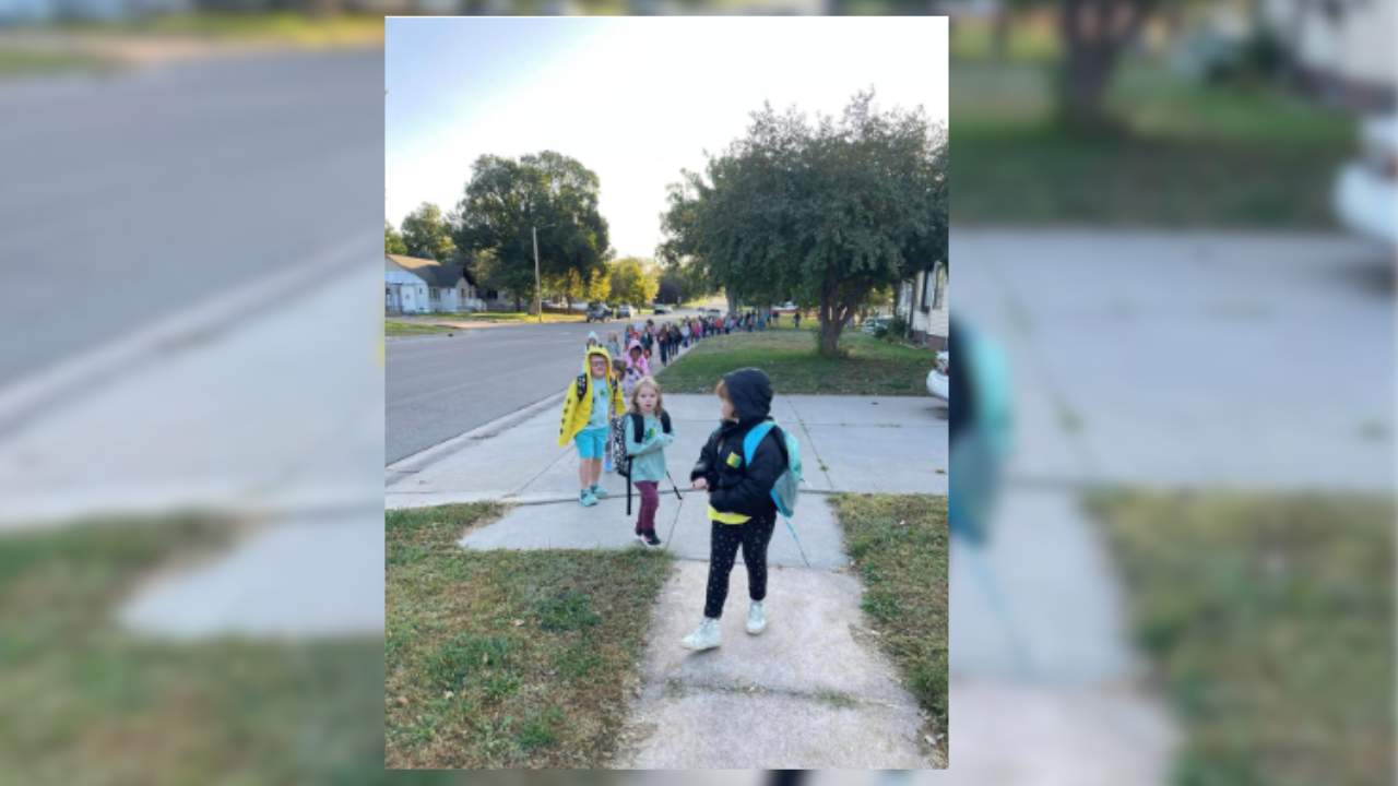 Creek Valley Elementary Walk to School Day