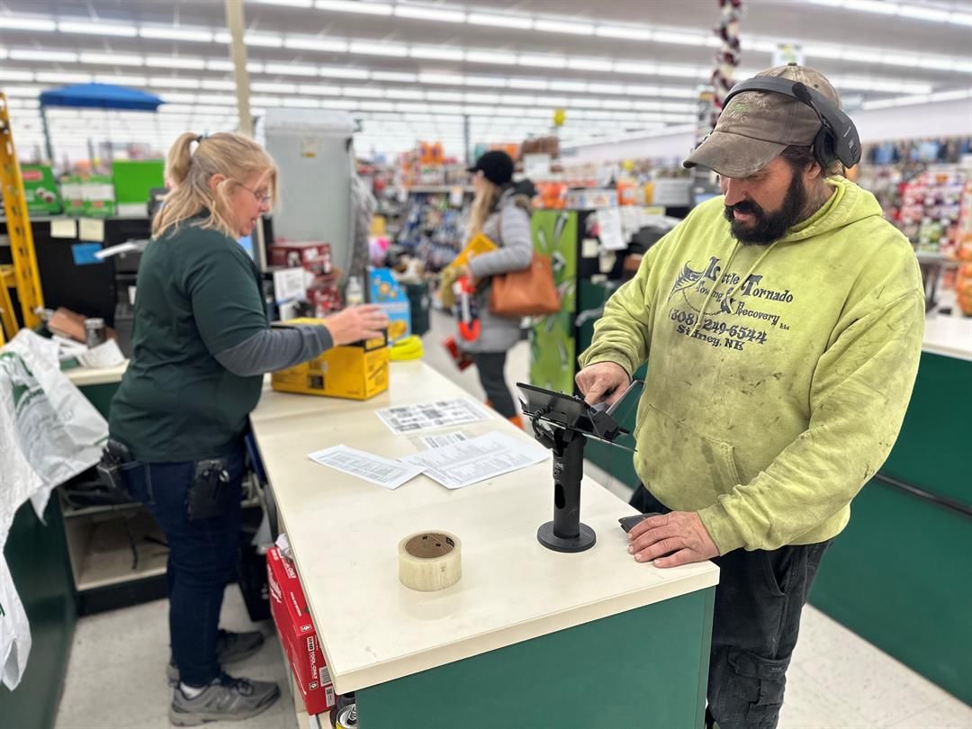 'Bring on the snow' Consumers brave Sidney weather for Black Friday