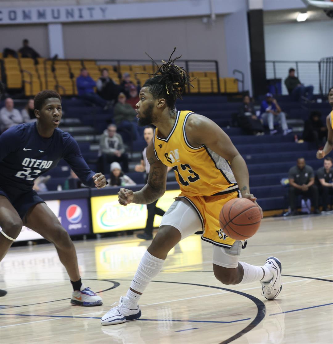 Big second quarter pushes WNCC past Otero - Vimarsana News