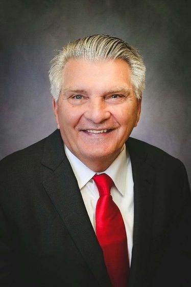 The speaker for Chadron State College's May Commencement is former Nebraska State Senator John Stinner Sr.