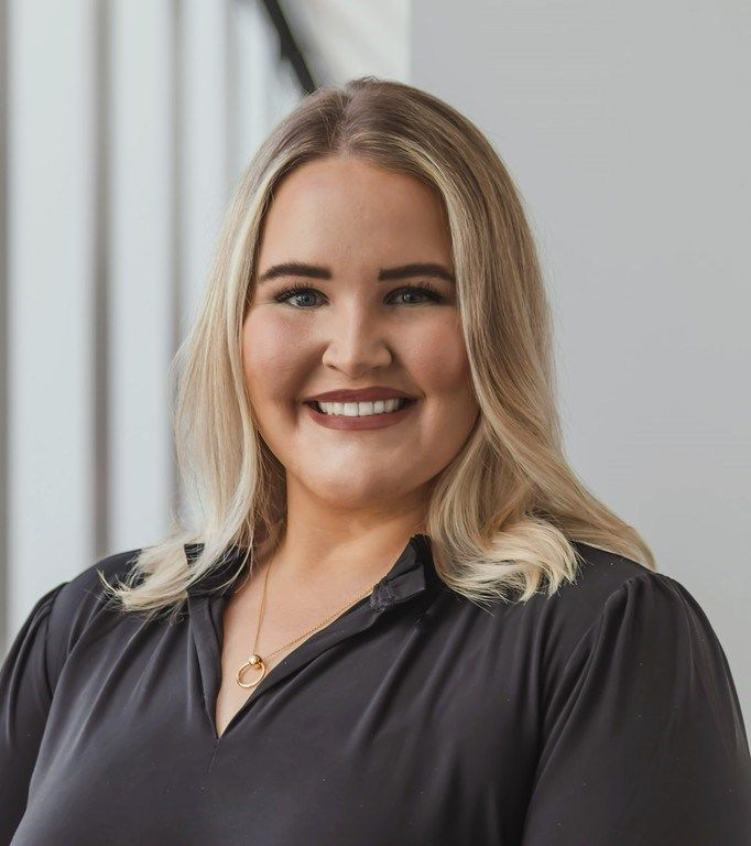 Alyssa Sanders, who graduated magna cum laude from Chadron State College in 2016 with a bachelor’s degree in communications, will be honored with a Distinguished Young Alumni award Oct. 19, 2024, during CSC's Homecoming festivities.