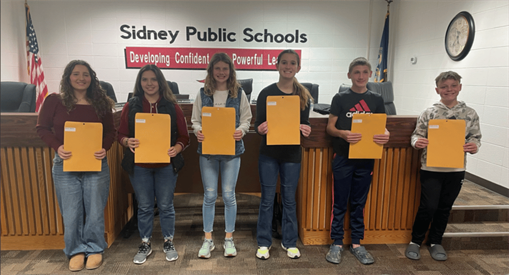 From left: Kalynn Moore, Lea Sandoval, Kylee Kampfe, Haven Hanley, Nicholas Adamson and Cooper Grove.