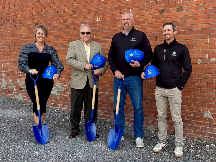 Pictured from the left are City Administrator Annette Brower, Mayor John Morrison, Vista Beam COO Andrew Wicker, and Fiber Project Manager Jarred Berger.