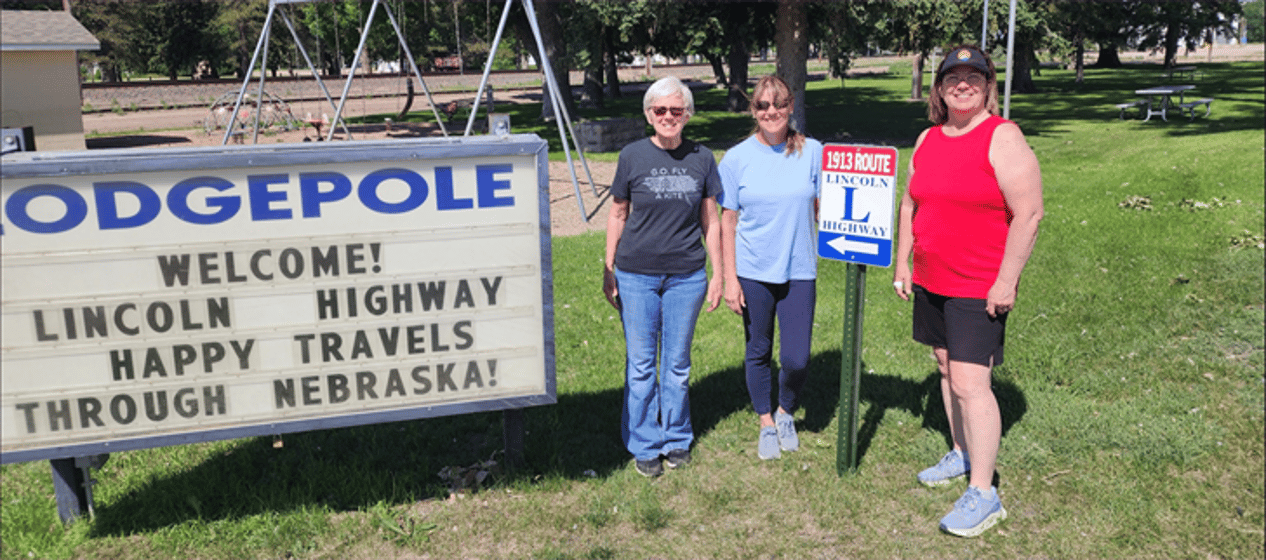 Pictured are: Gwen Devie, Susan Ommen and Brenda Parsons.