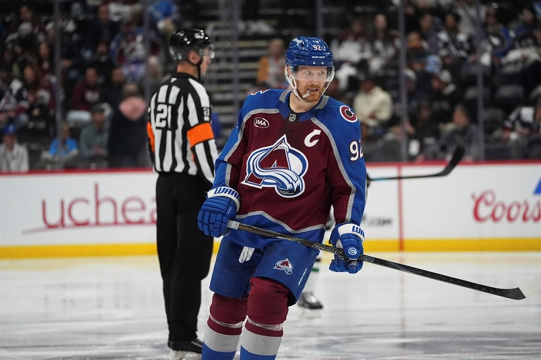 Nelson scores twice in 3rd as Avalanche rally past Hurricanes, 5-3