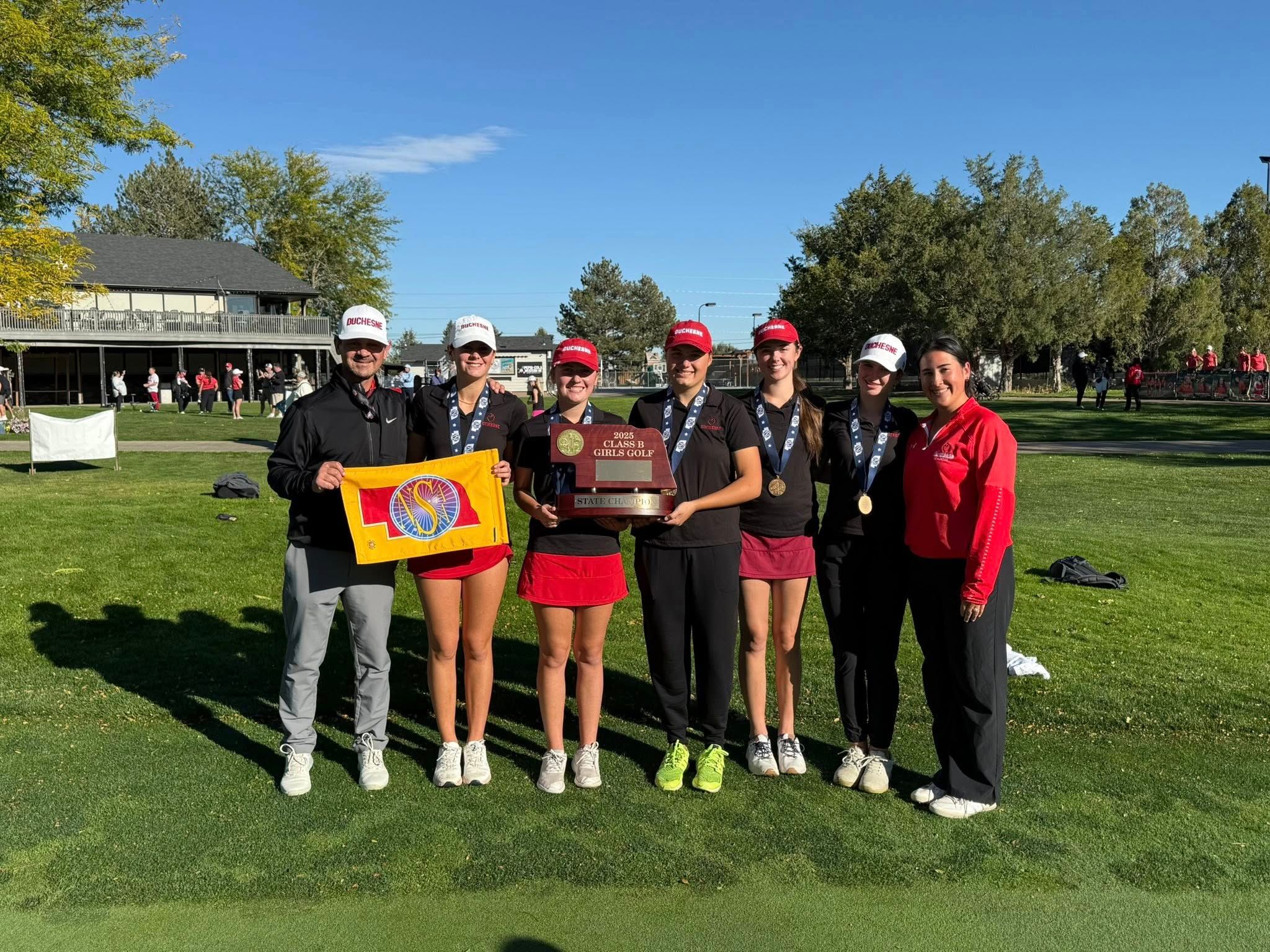 Omaha Duchesne Academy rallied on the final day to claim the Class B team championship with a two-round score of 694, edging Elkhorn North by one stroke (695).