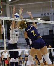 WNCC volleyball down Trinidad on sophomore day