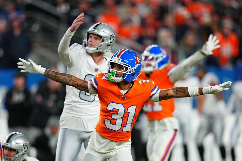 Denver Broncos' Kris Abrams-Draine (31) reacts to a missed field goal attempt by Las Vegas Raiders kicker Daniel Carlson, left, during the second half of an NFL football game Thursday, Nov. 6, 2025, in Denver.