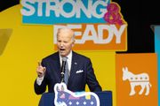 Biden urges on Nebraska Democrats as underdogs in his return to the political stage in Omaha