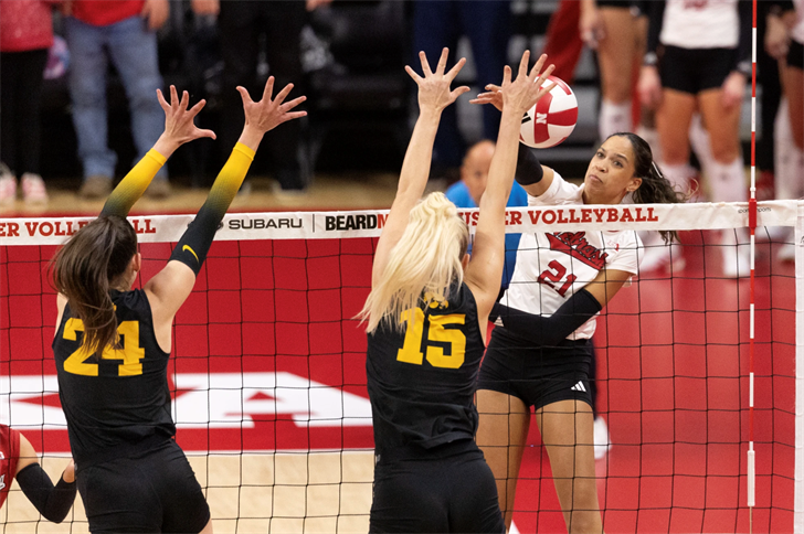 Nebraska sweeps Iowa, clinches share of Big Ten title
