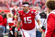 Dylan Raiola announces he's transferring from Nebraska to Oregon